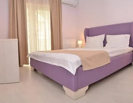 Hotel Myk 3*