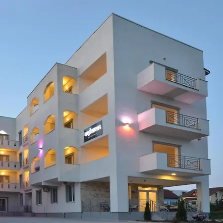Myk 3* Năvodari