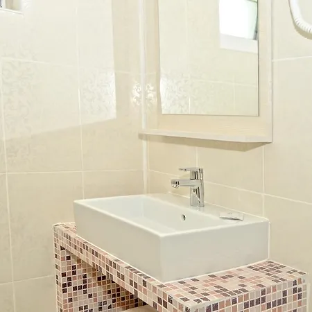 Mykonos Mamaia Boutique